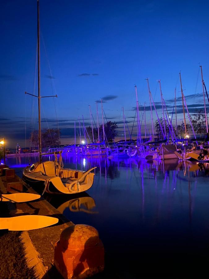 Silver203 Siófok Buitenkant foto